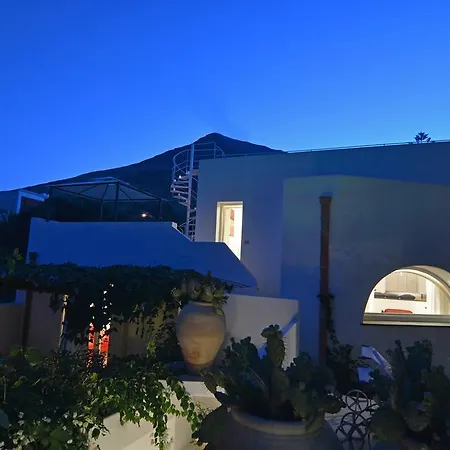 Il Gabbiano Relais In Estrómboli